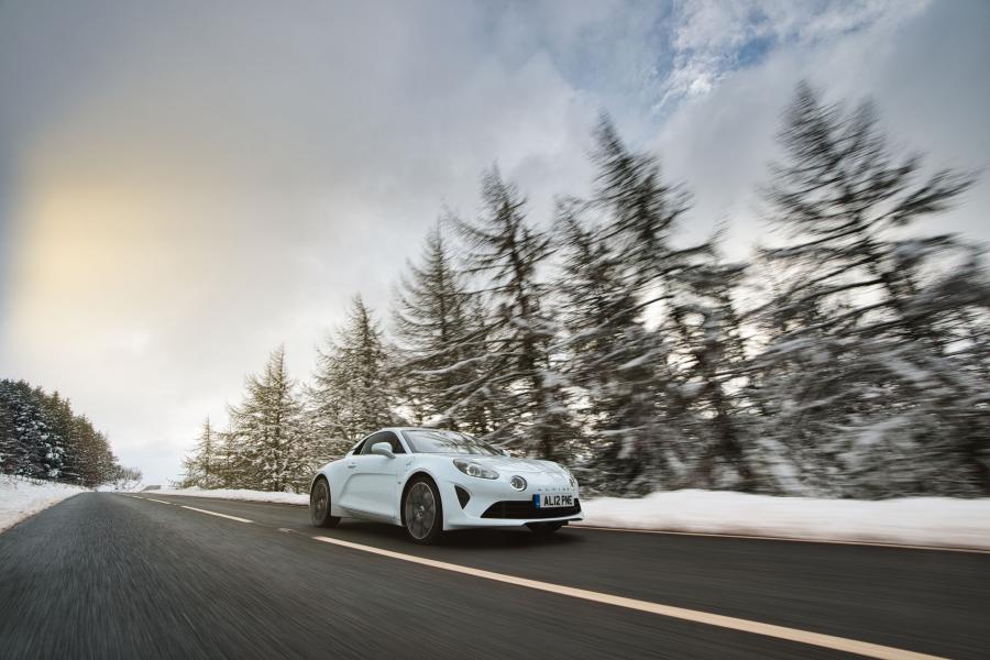  Alpine A110 Pure 2018 года  (UK) (фото 11 из 40)